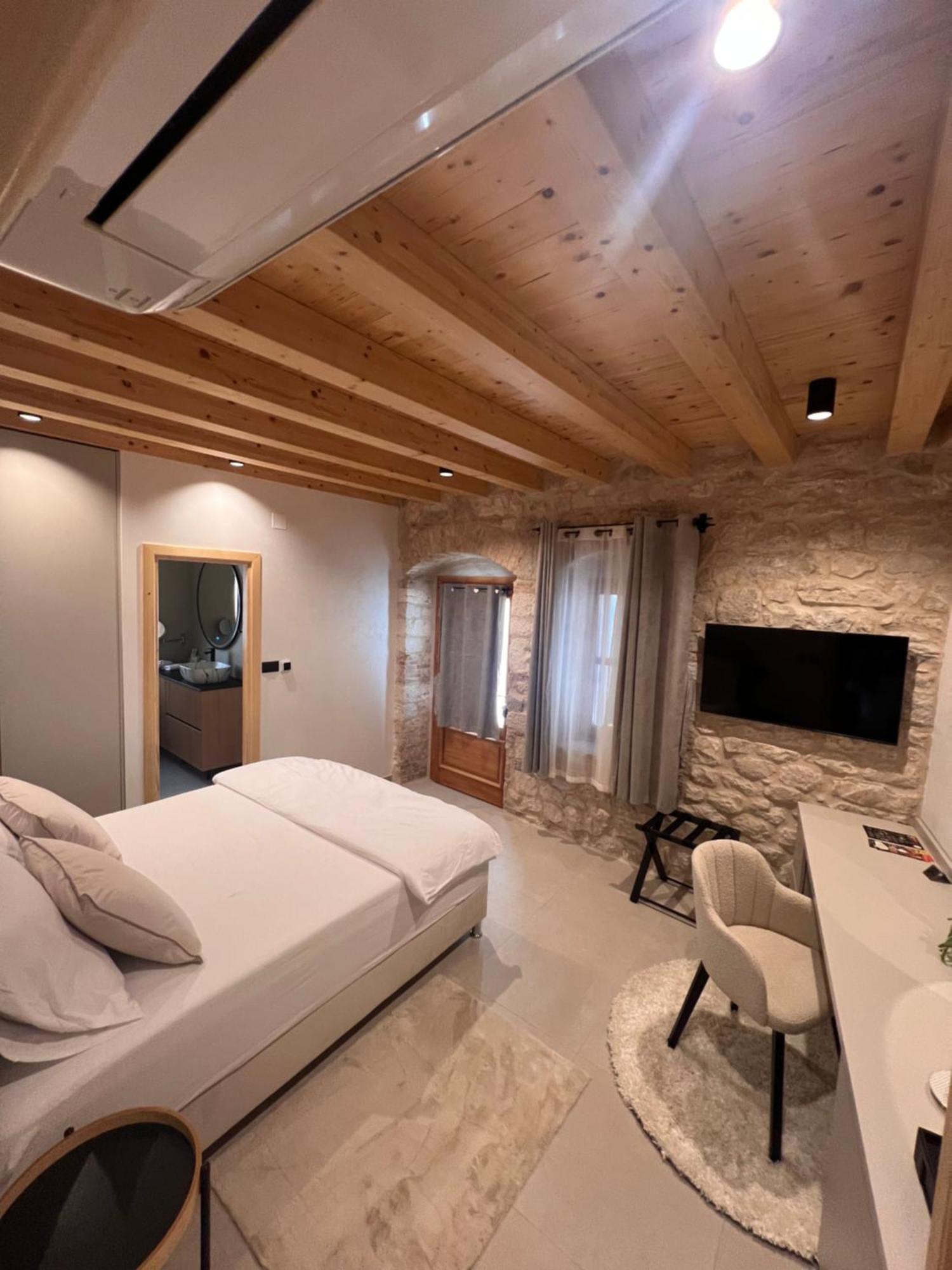 Milan Luxury Apartment Trogir